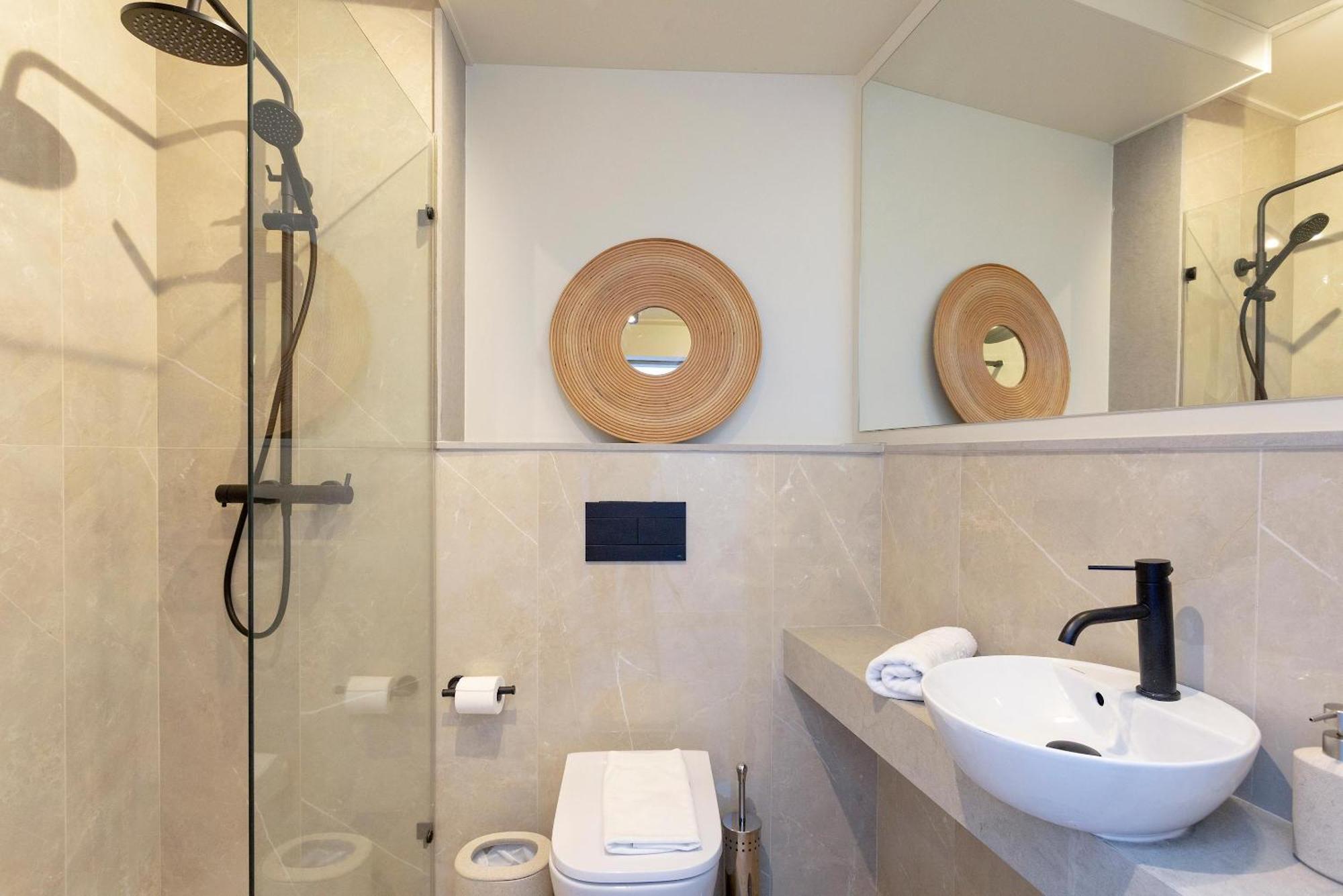 Genteel Home San Francisco Suites セビリア エクステリア 写真